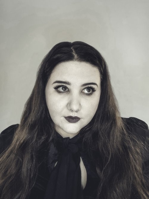 Photo of Victoria Evans