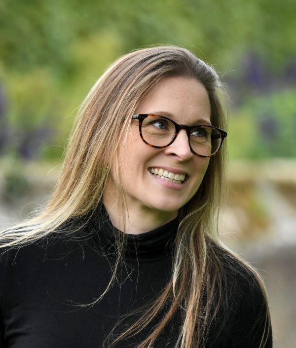 Photo of Kristen Perrin