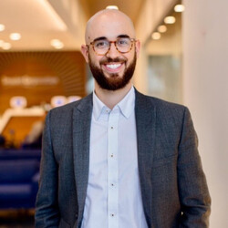 Photo of Joshua Siva